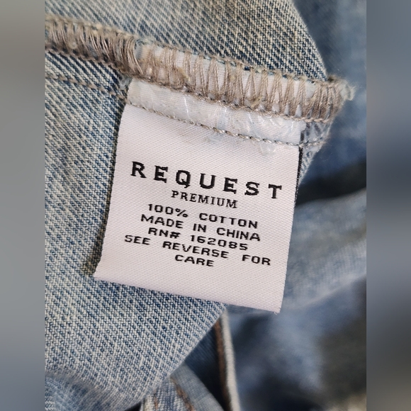 REQUEST men's distressed denim jacket, size M - Picture 8 of 9